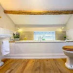 2 Bed In Penrith Oc-87349 Penrith