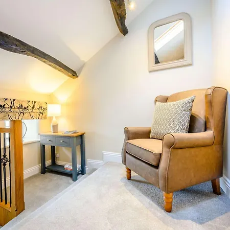 2 Bed In Ullswater 87349 Holiday home