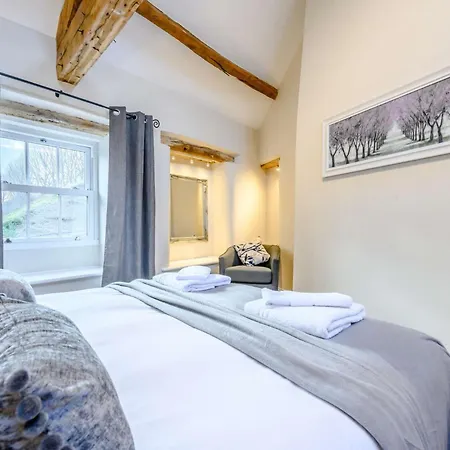 2 Bed In Ullswater 87349 *