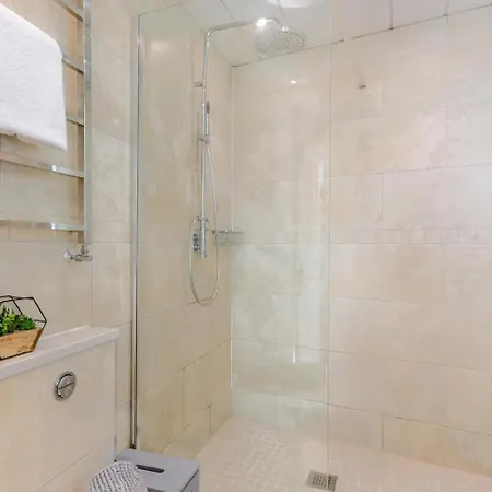 2 Bed In Oc-87349 Holiday home Penrith