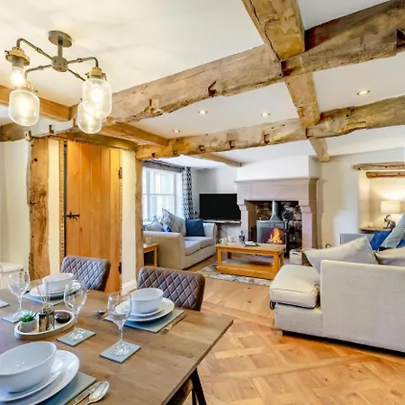 2 Bed In Oc-87349 Holiday home Penrith