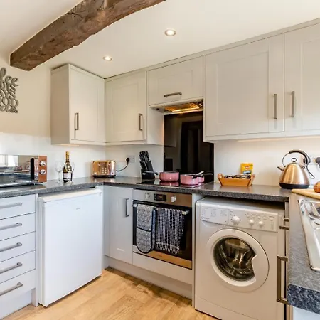 2 Bed In Oc-87349