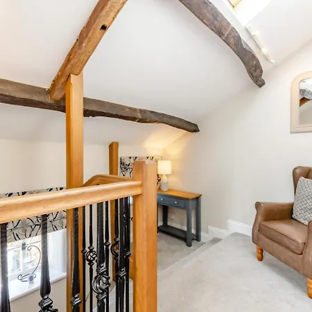 2 Bed In Oc-87349 Holiday home