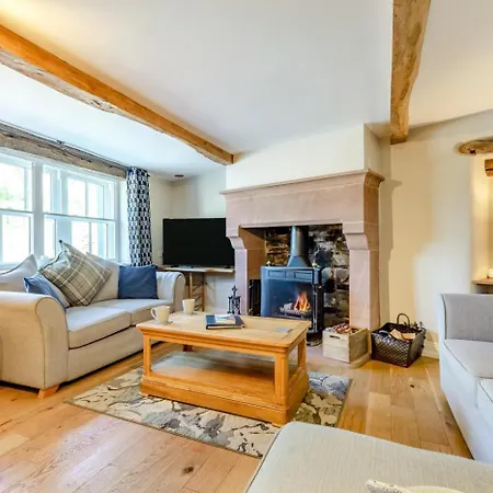 Holiday home 2 Bed In Oc-87349